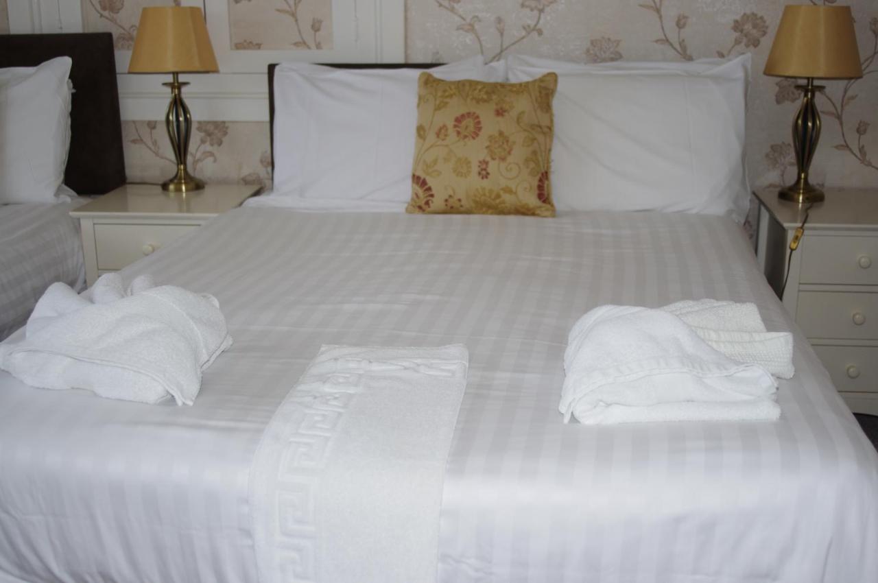 Eastmount Hall 3*